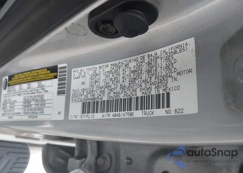 2005 Toyota Tacoma Prerunner V6 из США, поврежденный, VIN 3TMJU62N95M006548